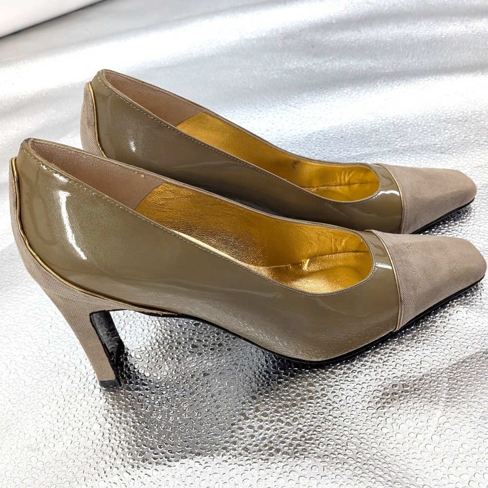 Timothy Hitsman Taupe Patent Leather Cap Toe Pumps 2" Heel 6M Spain